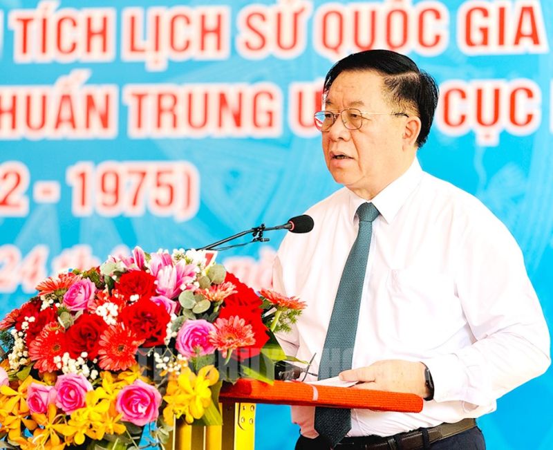 *Đồng chí Nguyễn Trọng Nghĩa phát biểu tại buổi lễ.